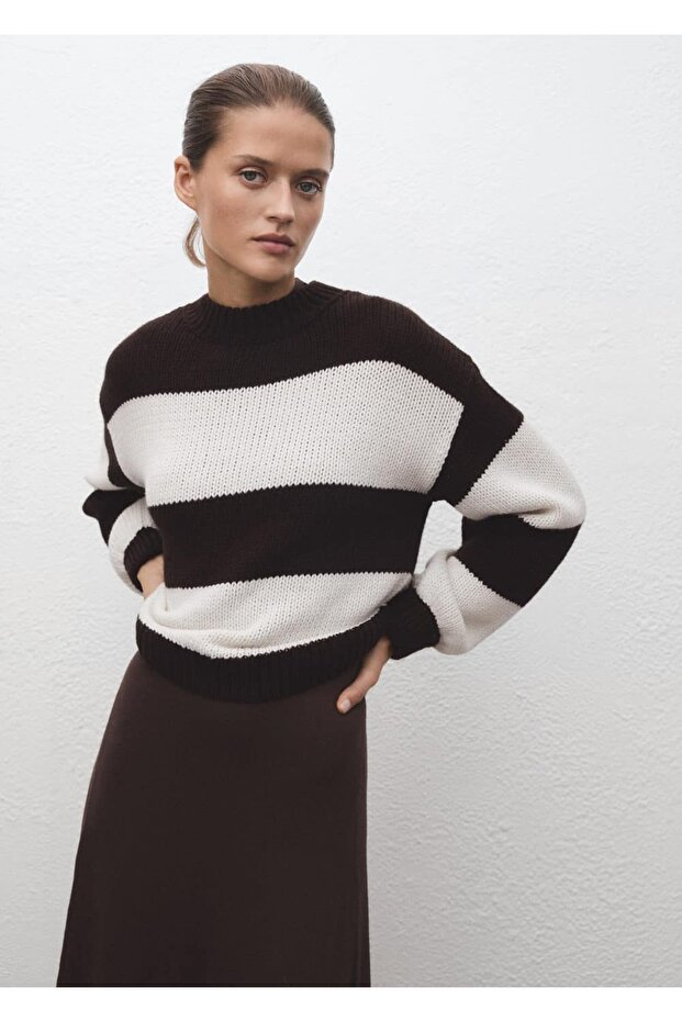 Çizgili triko kazak - 1