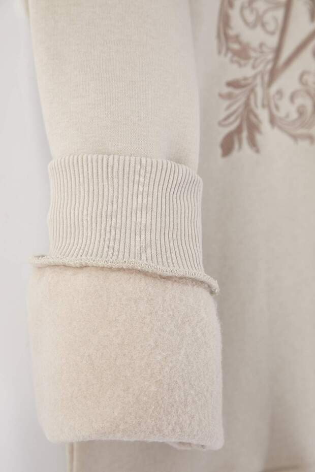 Taş Oversize/Geniş Kesim Sırtı Nakış Detaylı Kapüşonlu Sweatshirt TMNAW25SW00142 - 8