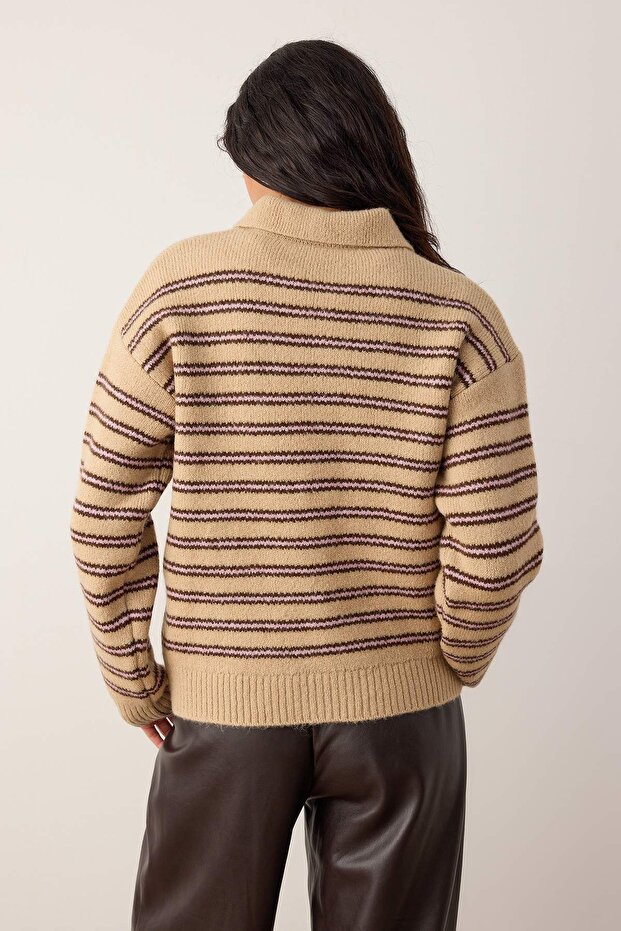 Wardrobe Essentials Camel*001 Basic Geniş Kalıp Özel İplikli Triko Kazak | TWOAW26KZ00072 - 4