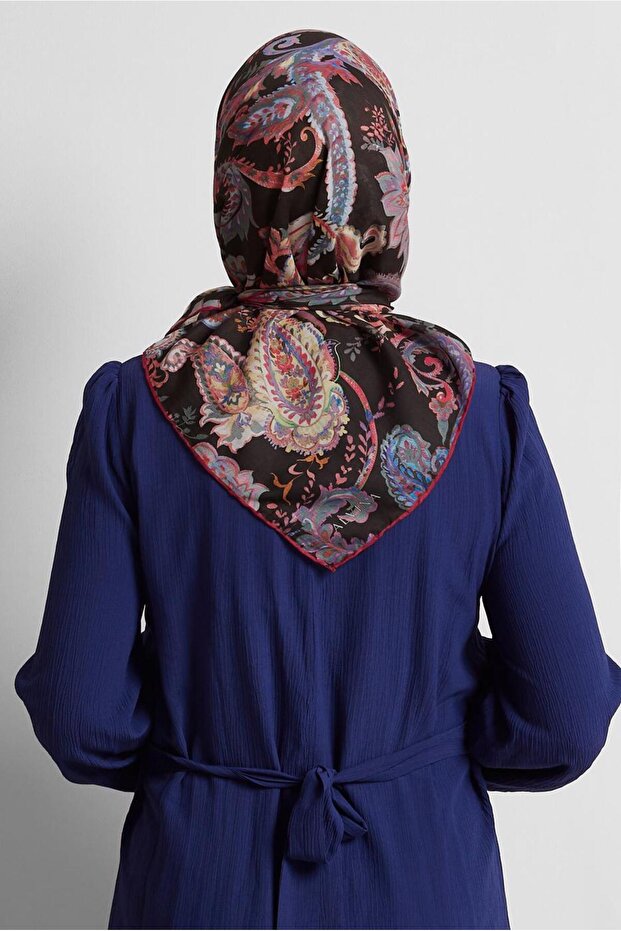 وشاح منقوش 8561 - 2