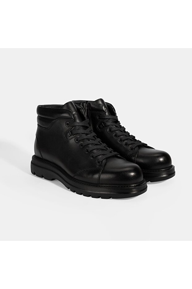 Men's Black Lace-Up Leather Boots