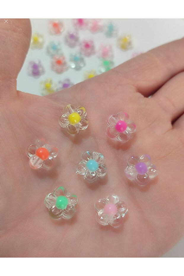 Acrylic Flower Beads (30 Pieces)
