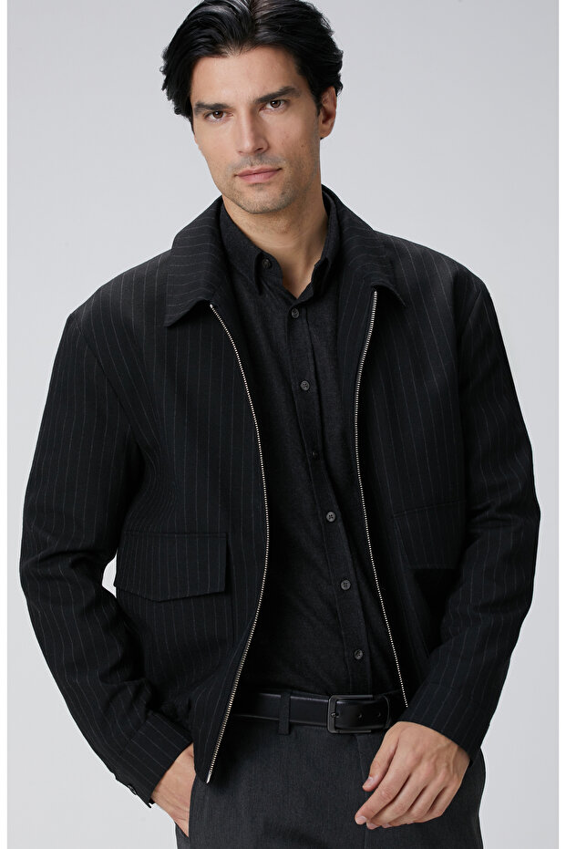 Siyah Çizgili Yün Mont - 2