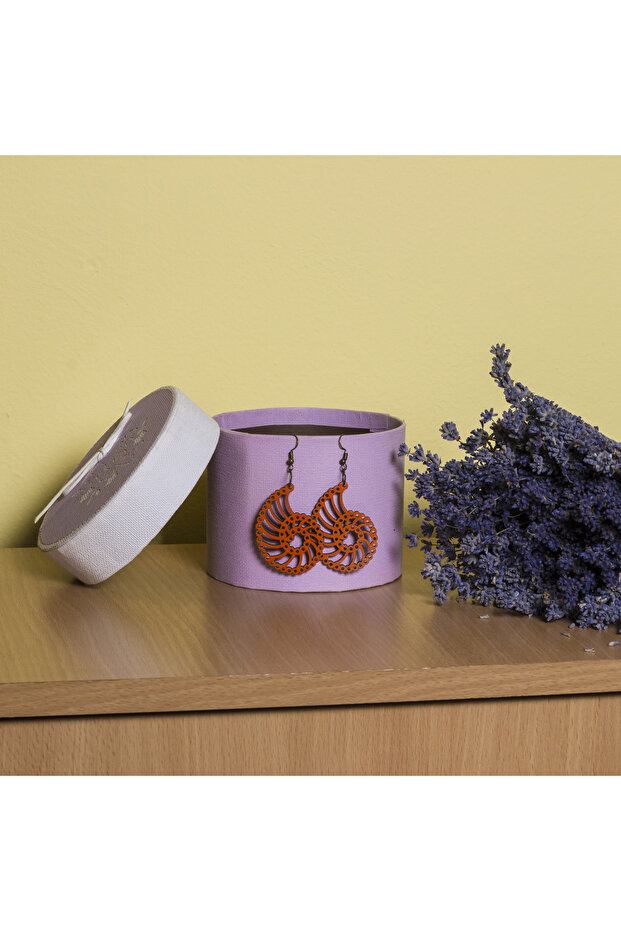 Orange shell earrings 3x7 - 5