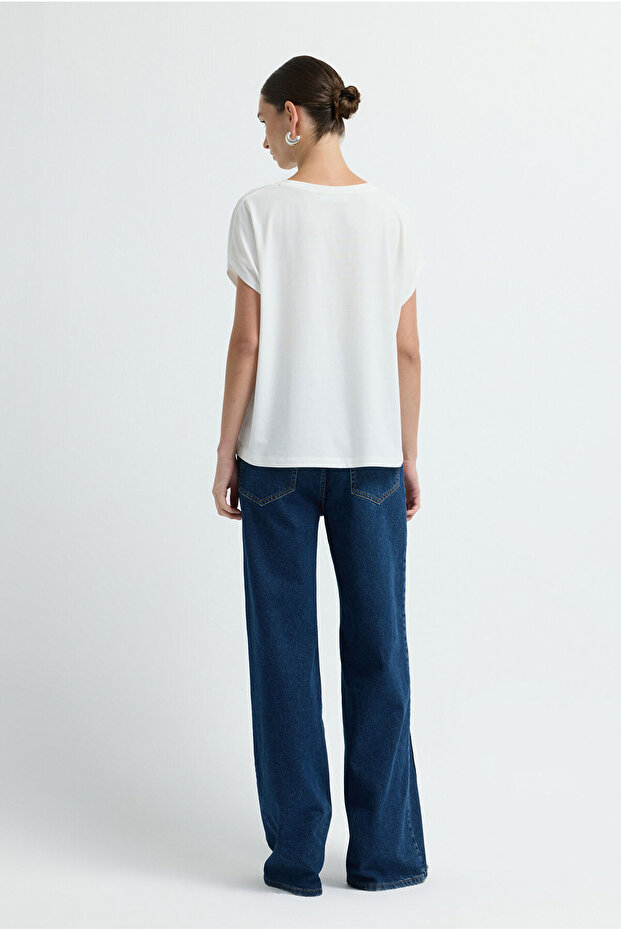 Pul Nakışlı Tişört - 6