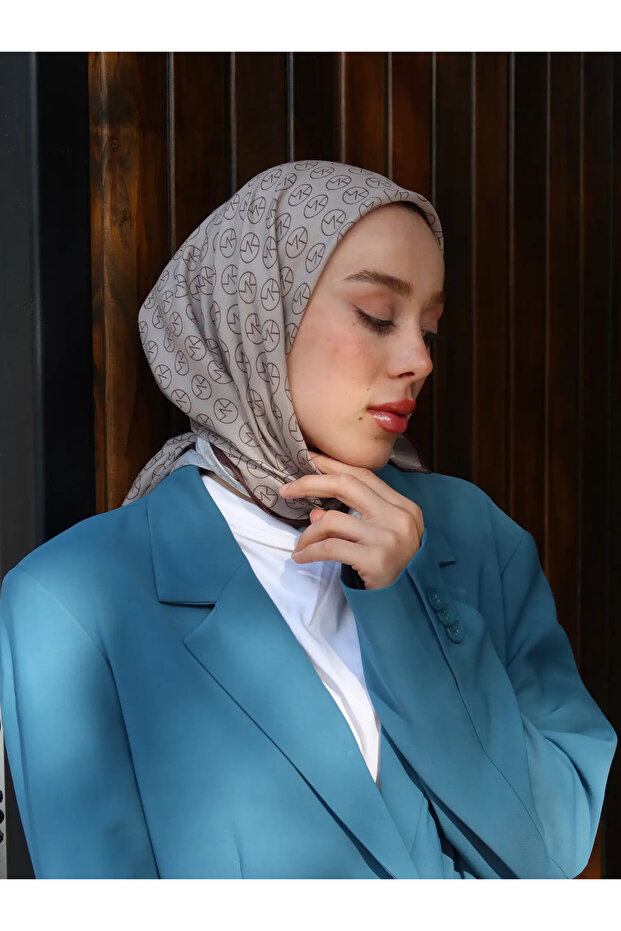 وشاح قطني من إم كيه بلون بني غامق