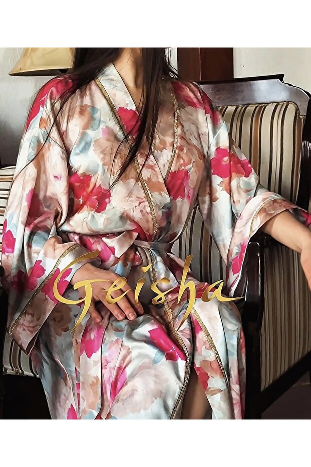 Kim Kimono & Kaftan