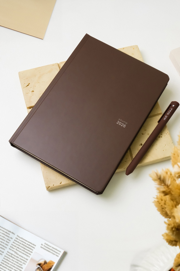 Matt Notebook Youna 2026 Yılı A5 Ajanda 15x21 cm - 12 Aylık - Dikey Tasarım – Kahverengi