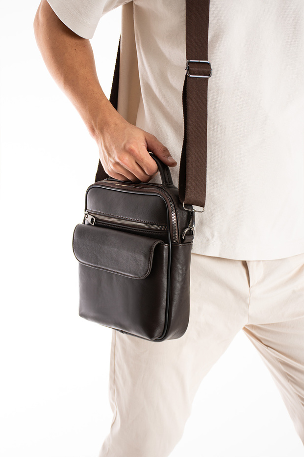 Genuine Leather Men's Hand and Shoulder Bag – Zippered, Stylish Everyday Use Bag (Brown)