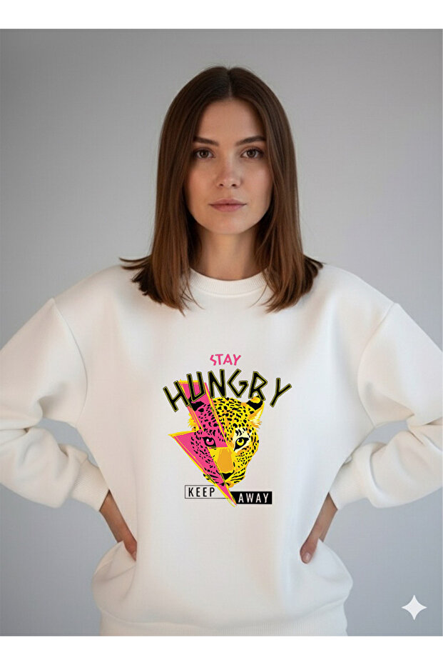 Oversized Unisex Crew Neck White Sweatshirt Stay Hungry Printed