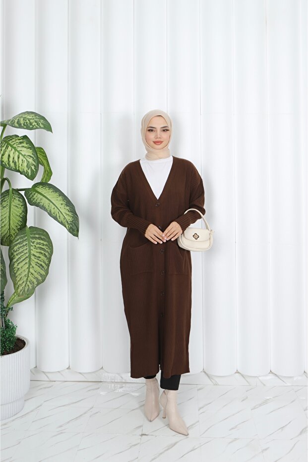 سترة طويلة محبوكة مع جيوب