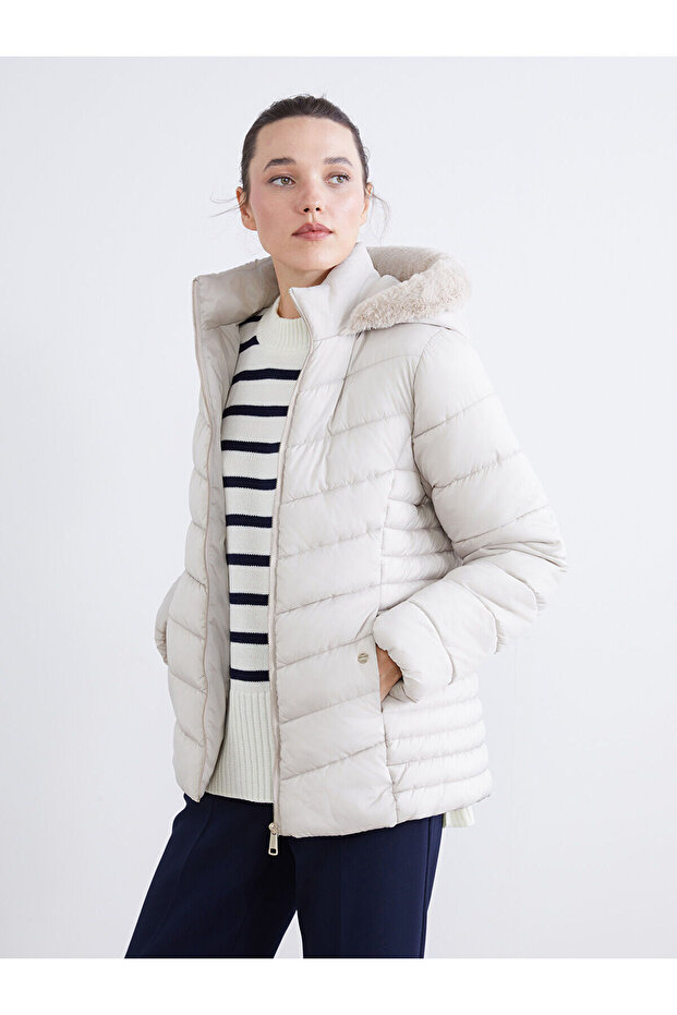 Two Mt Shop Quality Lcwaikiki Classic Beige Plain Standard & Regular Women's Inflatable Coat
