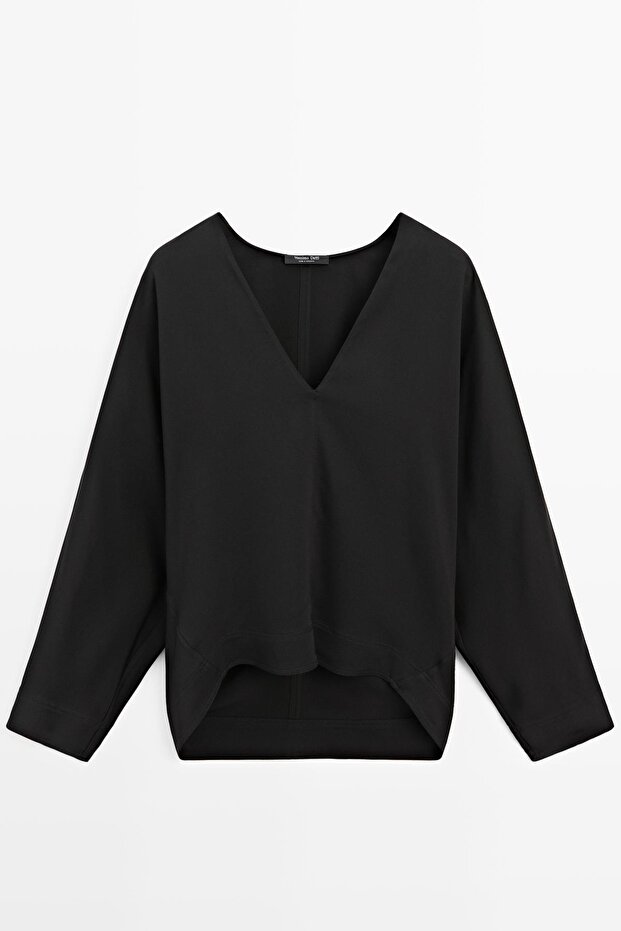 V yaka dökümlü bluz - 4