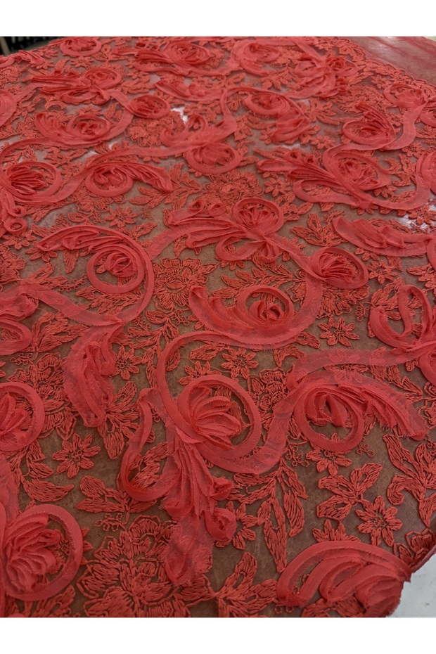 Red 3D Floral Pattern Lace Fabric with Laces and Stylish Design 135cm Width a Piped K for Dressmaking - 3