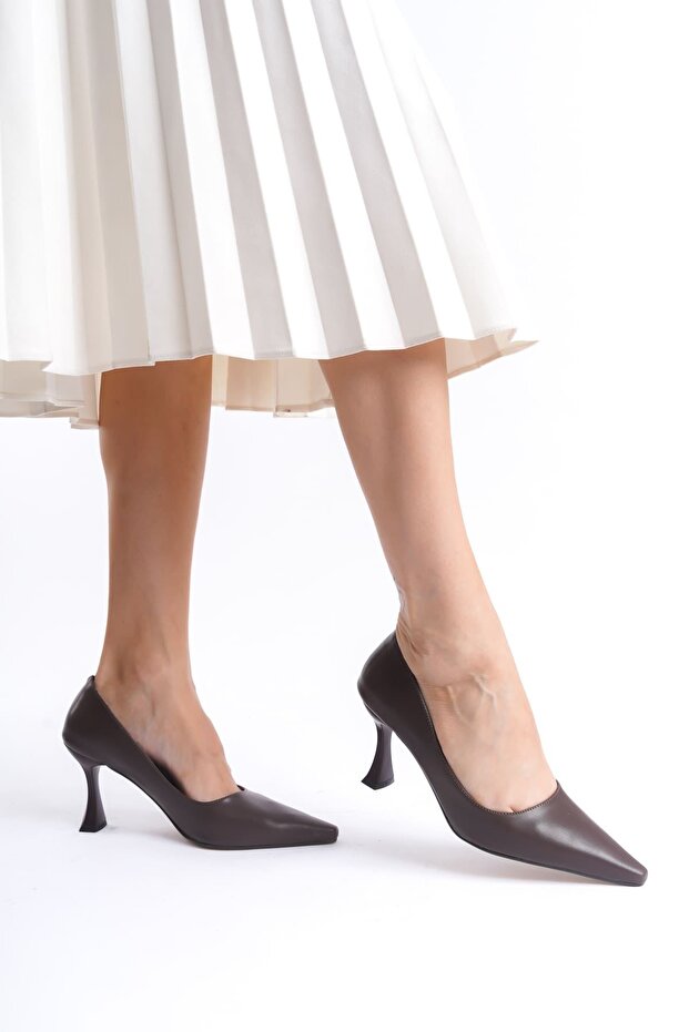 Cordelia women's matte pain coffee stiletto