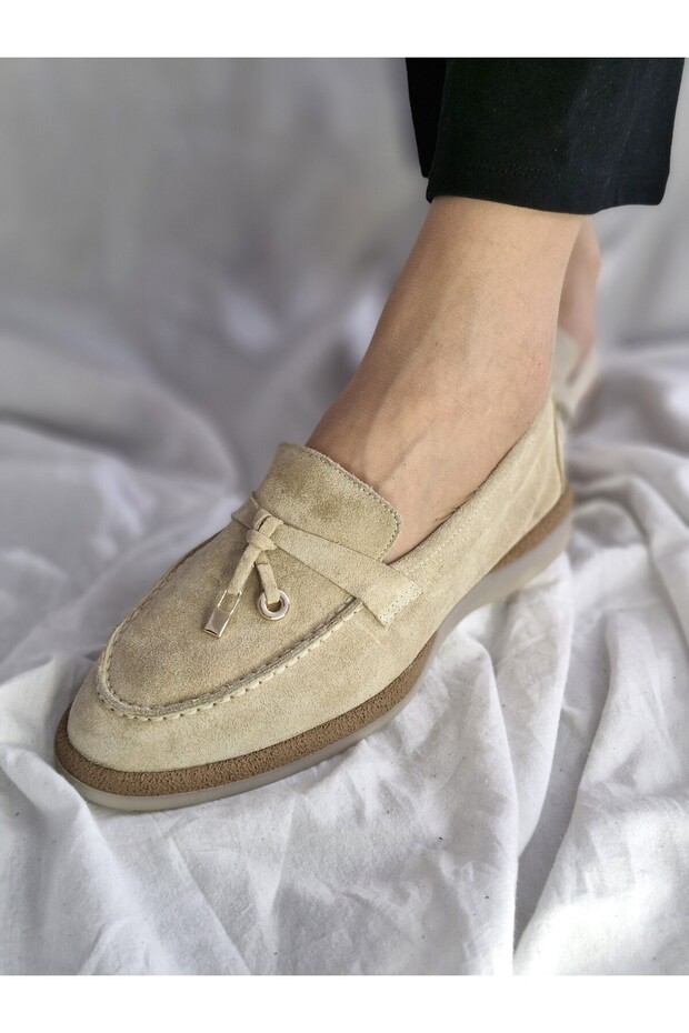 Stylish and Comfortable Genuine Leather Women's Shoes – Beige Suede Design