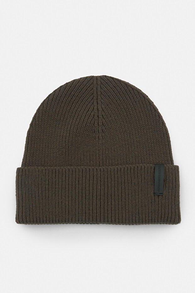 Etiketli örgü bere - 2