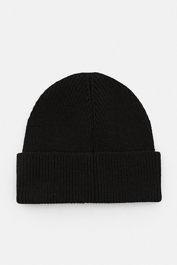 Etiketli örgü bere - 3