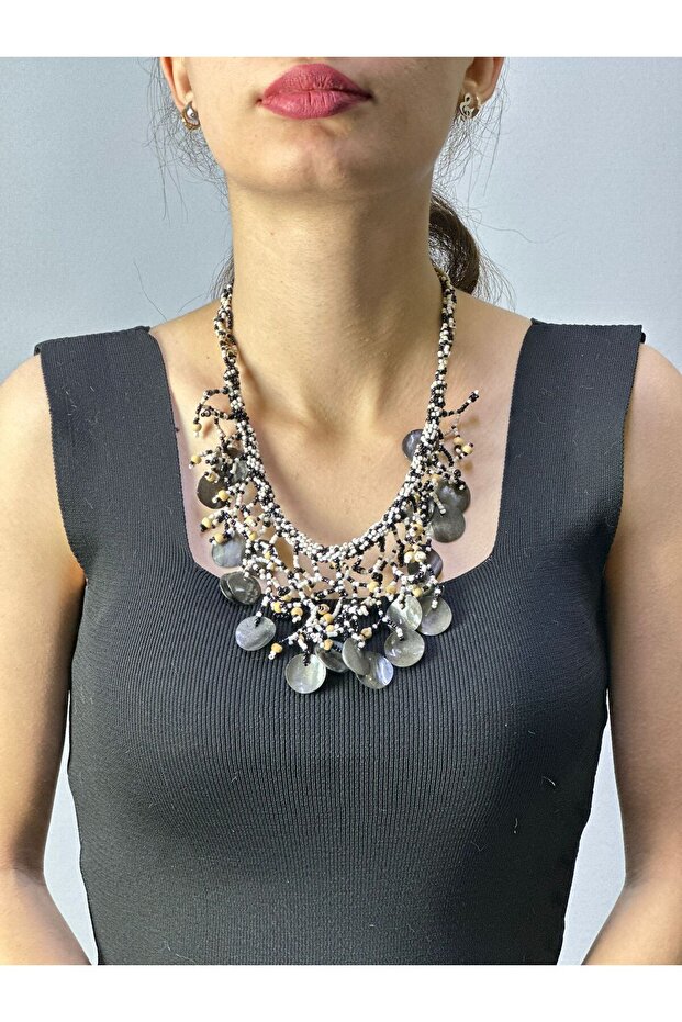 Stone Bead Embroidery Design Necklace 23 cm