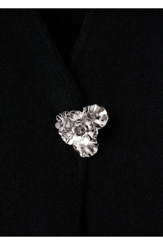 Mücevher düğmeli triko ceket - 6