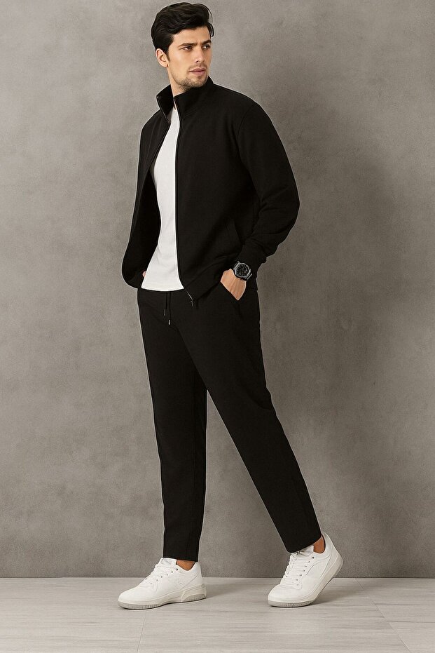 New Season Relaxed Fit Black Tracksuit