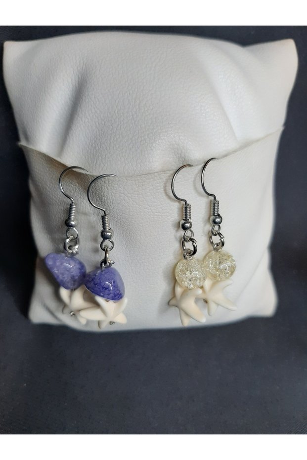 2 Pairs of Earrings with Star Details and Natural Stones