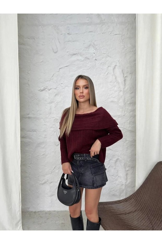 Women's Burgundy Wide Neckline Off-The-Shoulder Corded Fabric Long Sleeve Off-Shoulder Loose Winter Knitwear Sweater