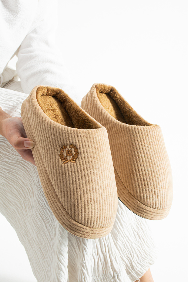 Unisex Embroidered Velvet Soft Sole Fur Lined Slippers