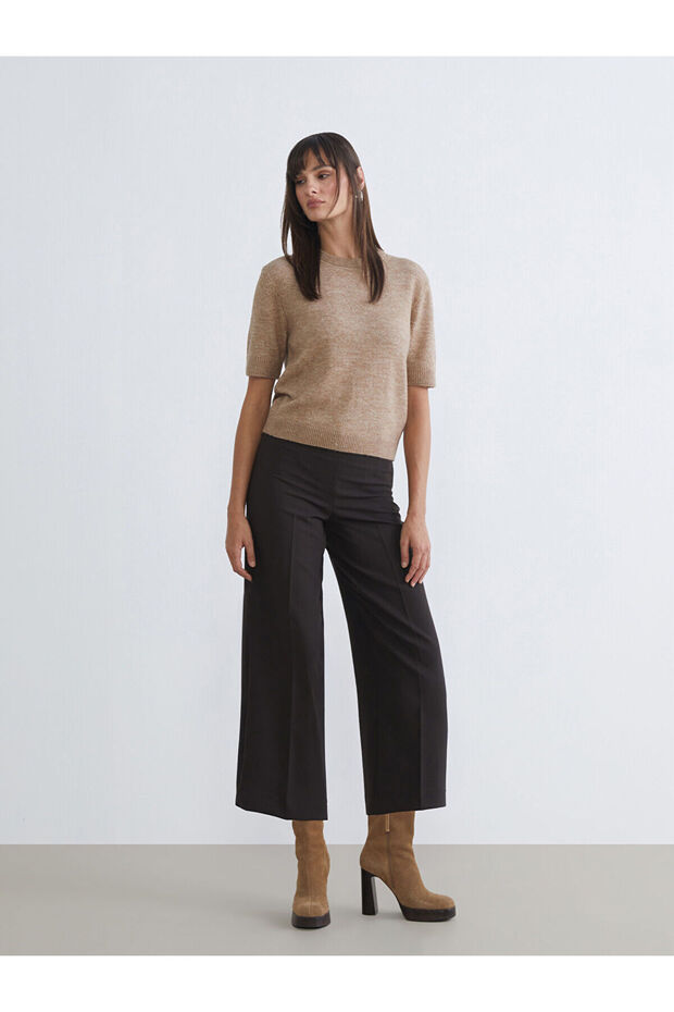 Wide Leg Women's Pleated Pants with Belt
