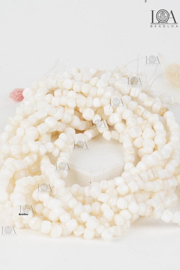 Cube Mother-of-Pearl Natural Stone - Necklace Bracelet Accessory - Natural Stone Beads - White Mother-of-Pearl Cube 6 mm - 22 Pieces