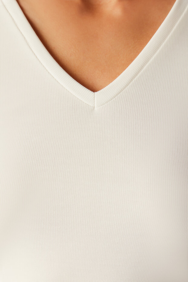 V Yaka Modal Ekru Üst - 3