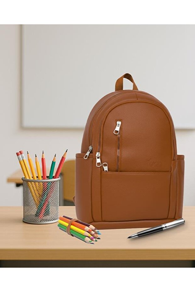 حقيبة ظهر من الجلد الصناعي بأربعة أقسام باللون البني - 7