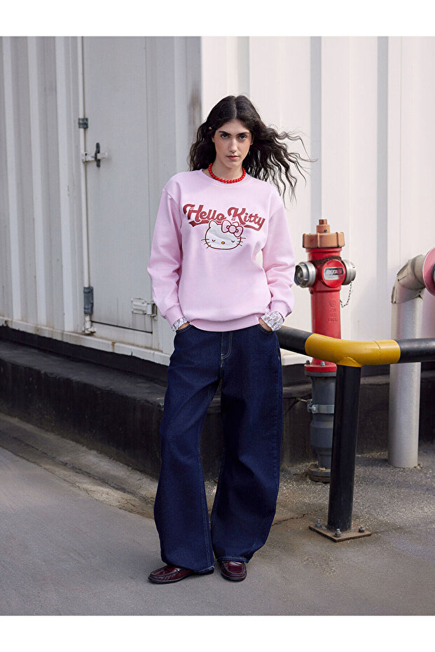 Hello Kitty Baskılı Oversize Kadın Kalın Sweatshirt - 1