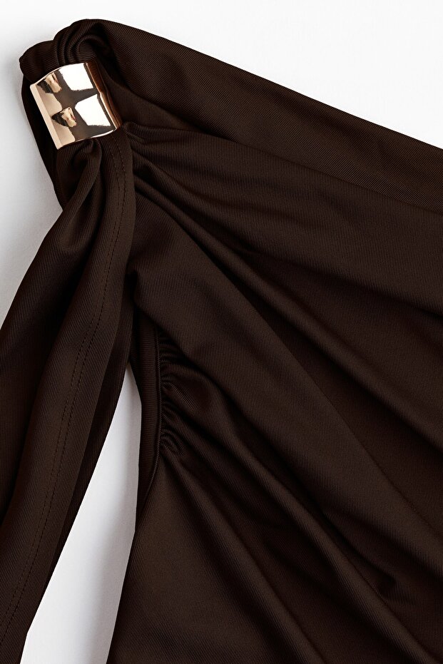 Tek Omuzlu ve Drapeli Üst - 5