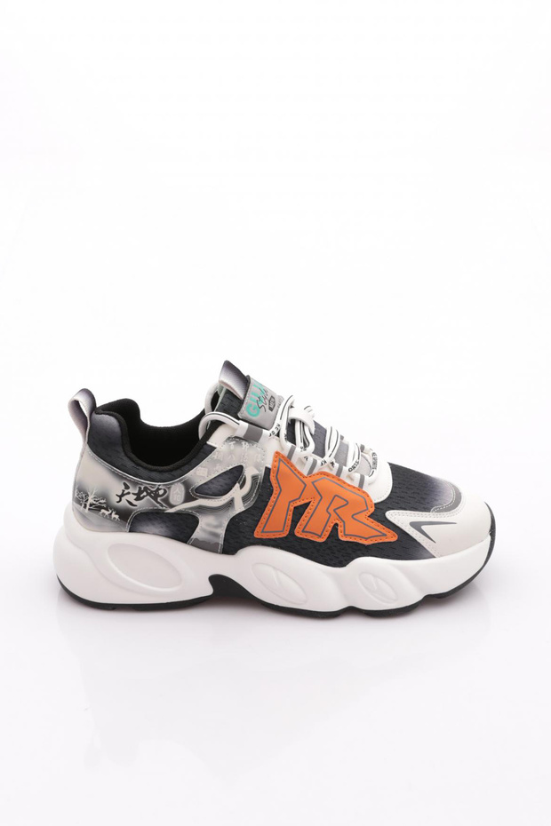 25Y545 Men's Sports Shoes