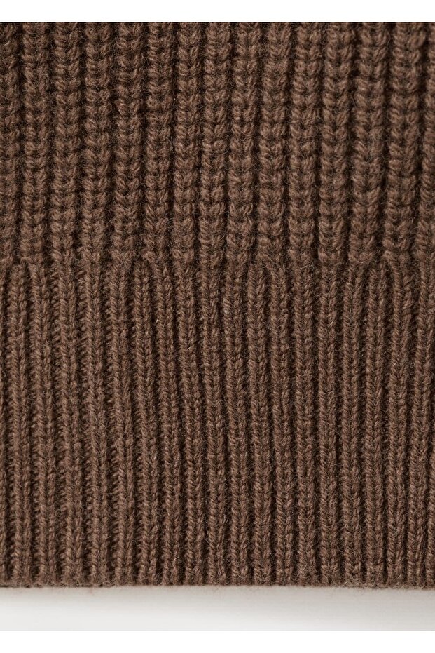 %100 yün düğmeli hırka - 7