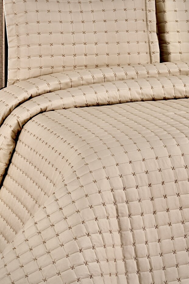 Yatak Örtüsü Kapitone Cap. - 1