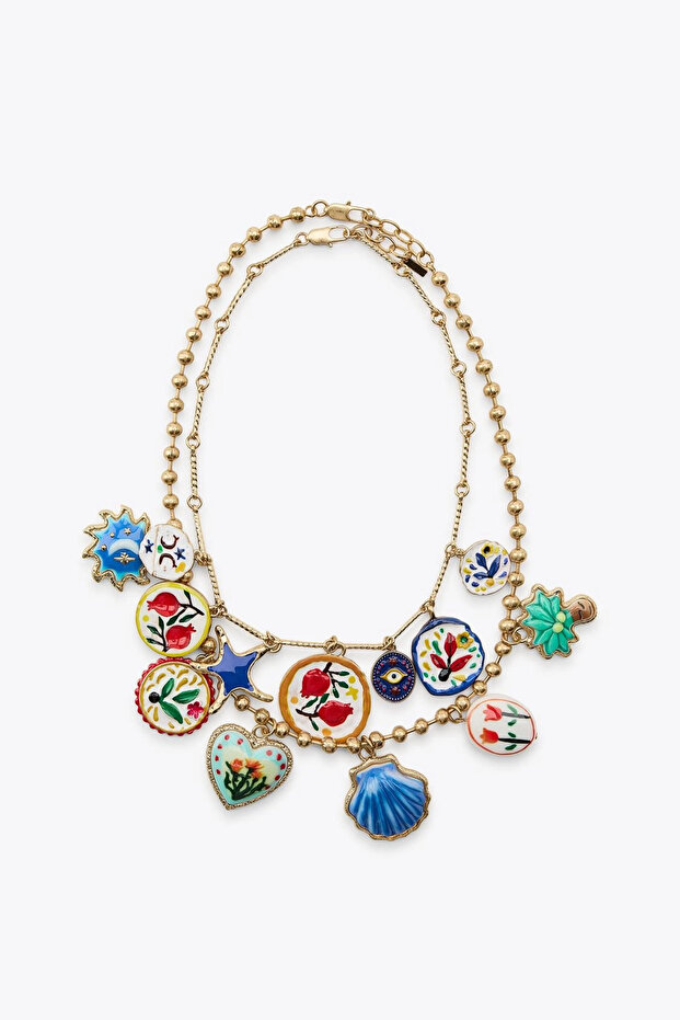 Çoklu Charmlı Kolye - 1