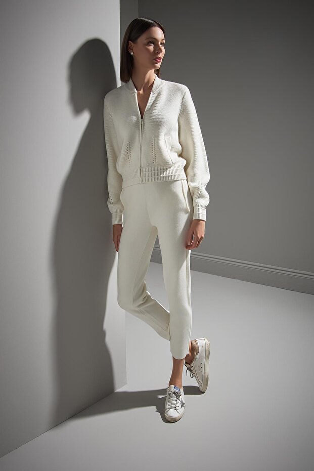 Fermuarlı Ekru Bomber Triko Ceket - 1