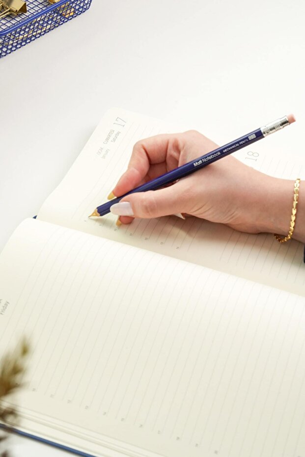 2026 Yılı Günlük Ajanda 16x24 cm - 12 Aylık Lacivert - 2