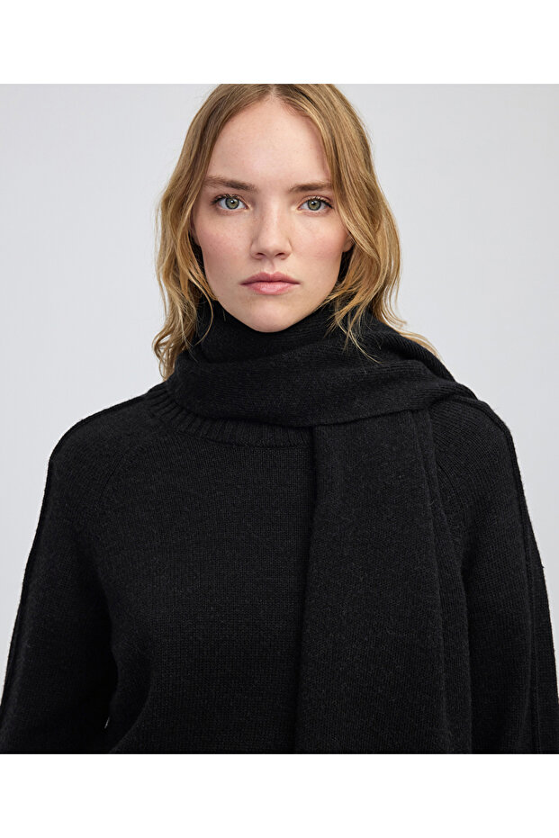 Çıkarılabilir atkılı triko - 1