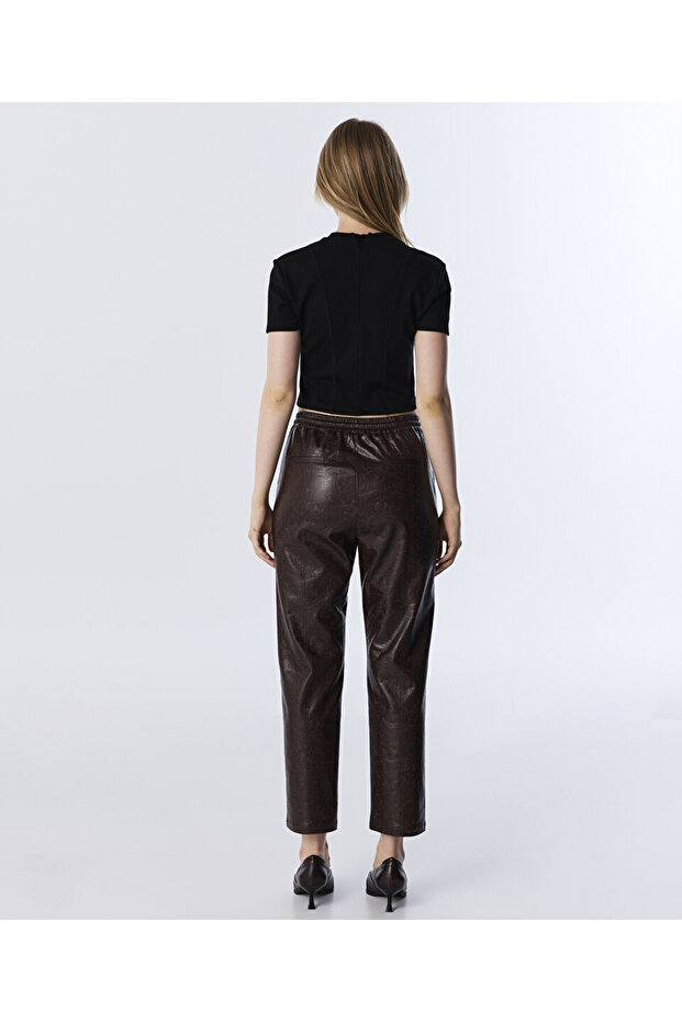 DERİ GÖRÜNÜMLÜ ELASTİK BEL PANTOLON - 5