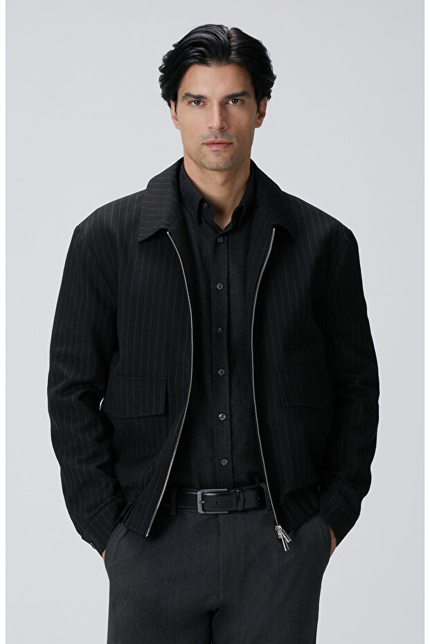 Siyah Çizgili Yün Mont - 1