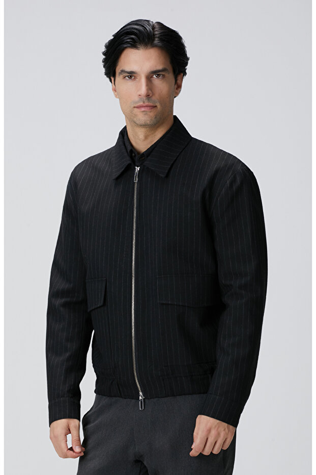 Siyah Çizgili Yün Mont - 4