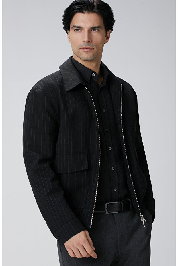 Siyah Çizgili Yün Mont - 5