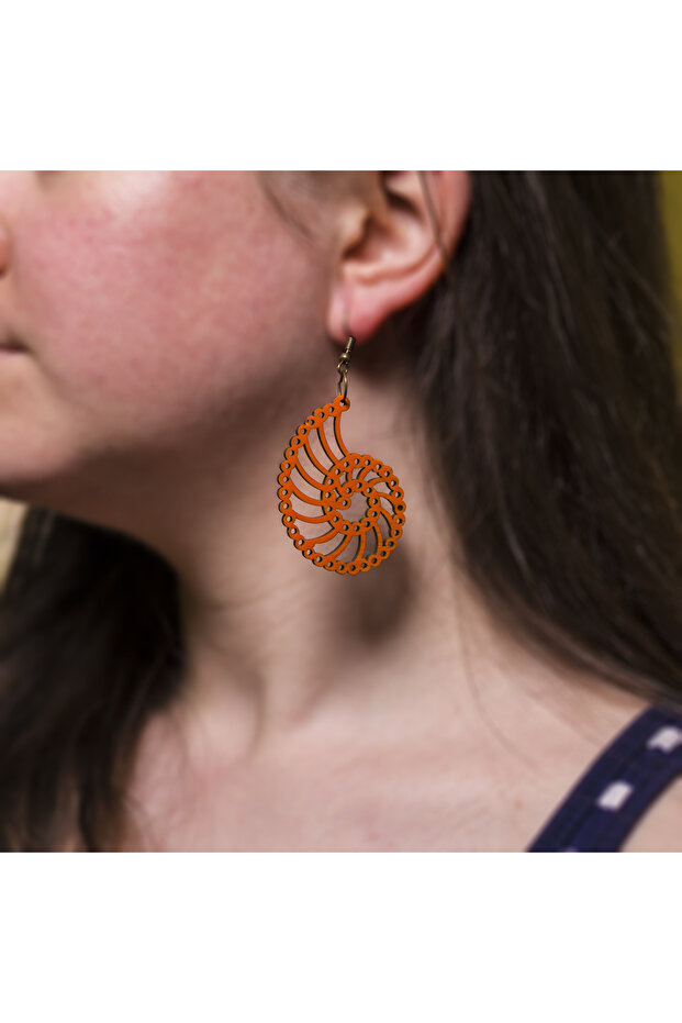 Orange shell earrings 3x7 - 4