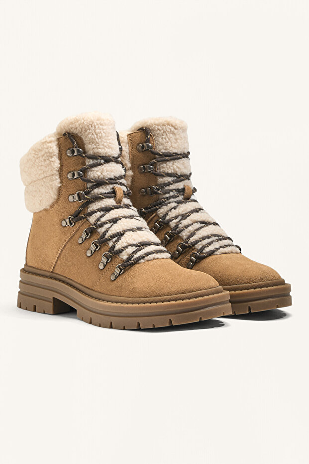 Bağcıklı süet bot - 2