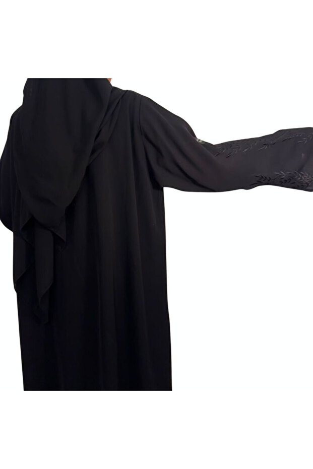عباية سوداء مطرزة بنقشة أوراق - 2