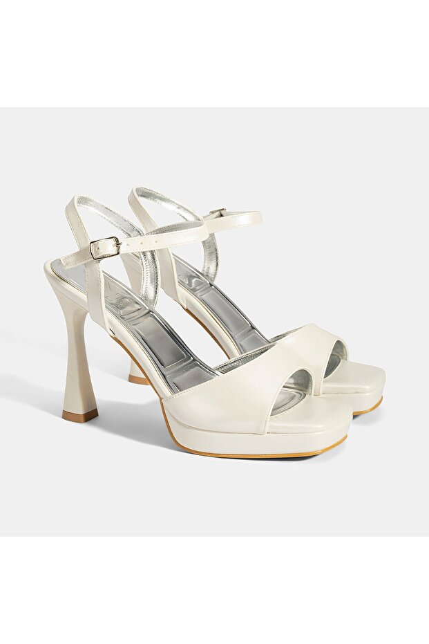 Women's White Adjustable Buckle Heeled Bridal Shoes
