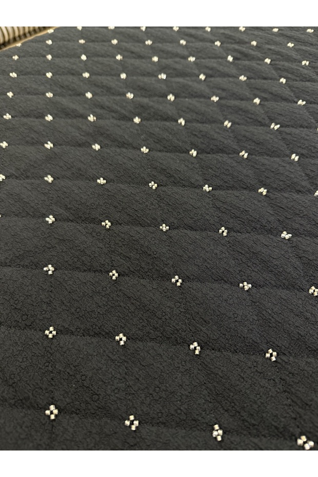 Black Quilted Patterned Fabric – Floral Embroidered 135 cm Width Dress Fabric – Jacket Fabric – Coat Fabric